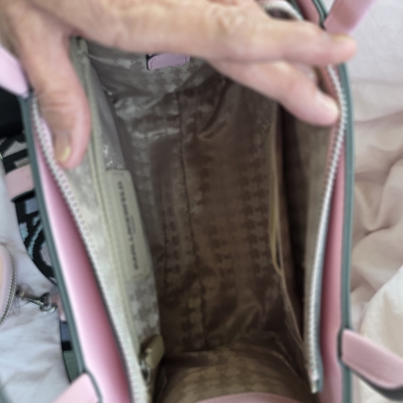 Karl Lagerfeld Sold As Is - Picture 13 of 15